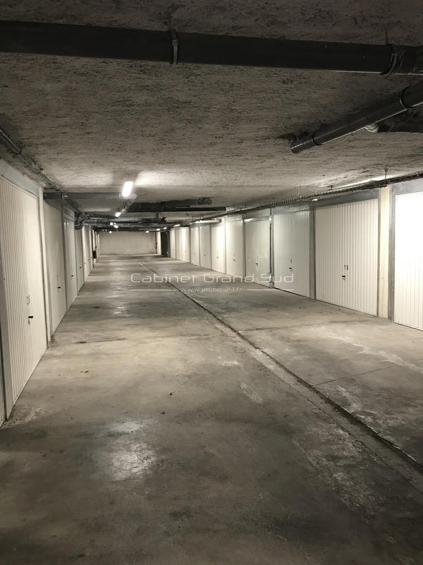 Parking / Garage - 29 m²