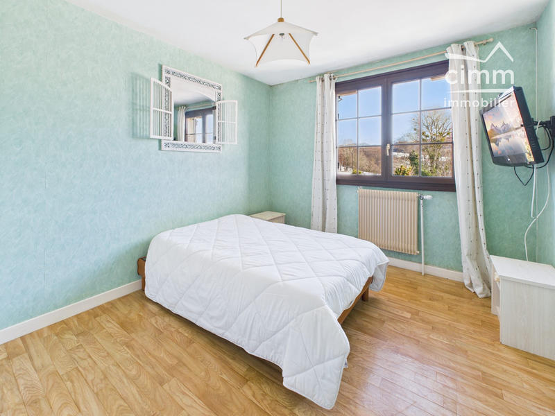 Maison - 184 m² - 6 pièces