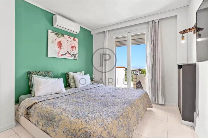 Villa - 350 m² - 9 pièces