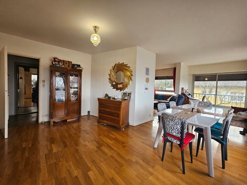 Appartement - 86 m² - 4 pièces
