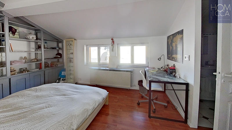 Maison de village - 119 m² - 7 pièces