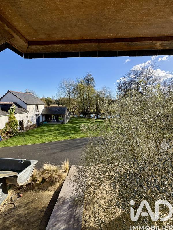 Maison - 206 m² - 8 pièces