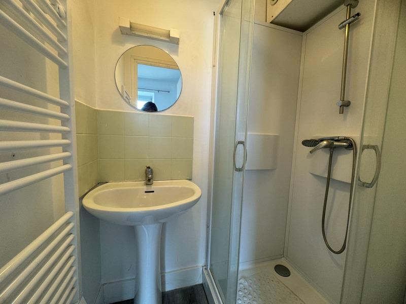 Immeuble - 220 m² - 13 pièces