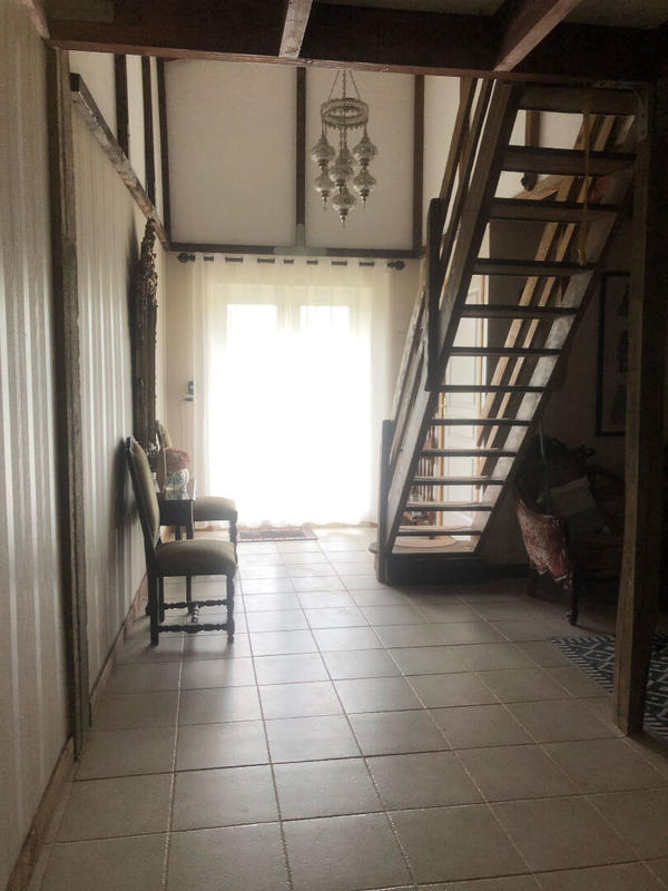 Maison - 257 m² - 6 pièces