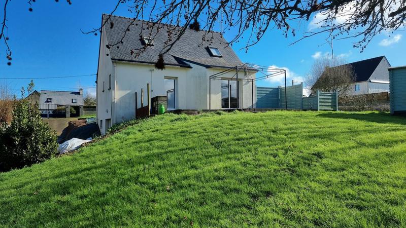 Maison - 80 m² - 7 pièces