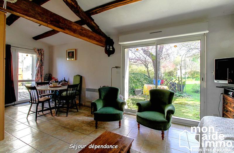 Maison - 311 m² - 7 pièces