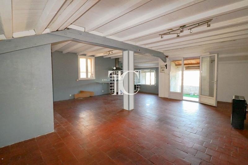 Maison - 180 m² - 7 pièces
