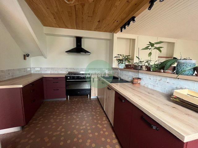 Maison - 122 m² - 5 pièces