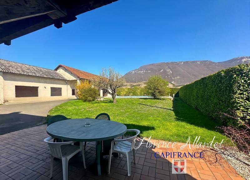 Propriété - 185 m² - 5 pièces