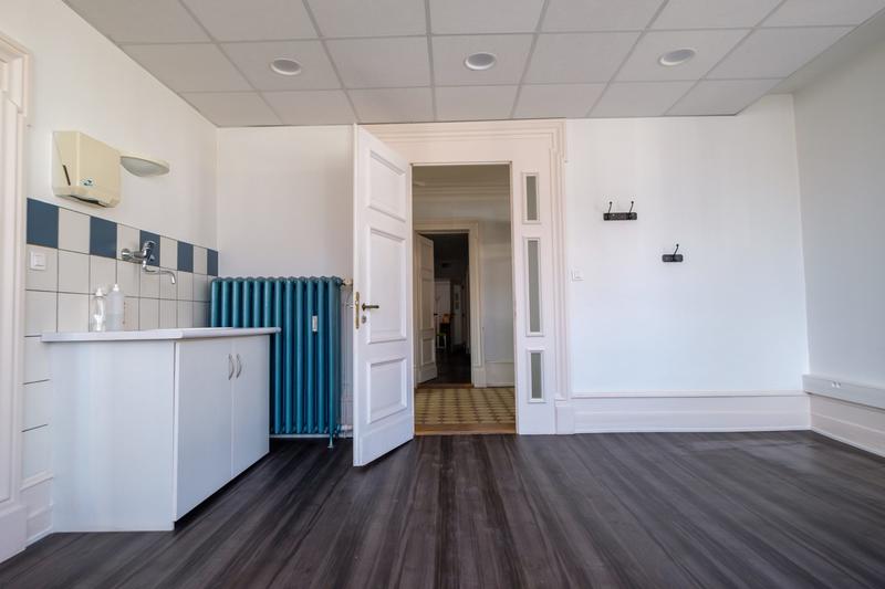 Maison - 500 m² - 9 pièces