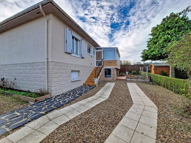 Maison - 82 m² - 5 pièces