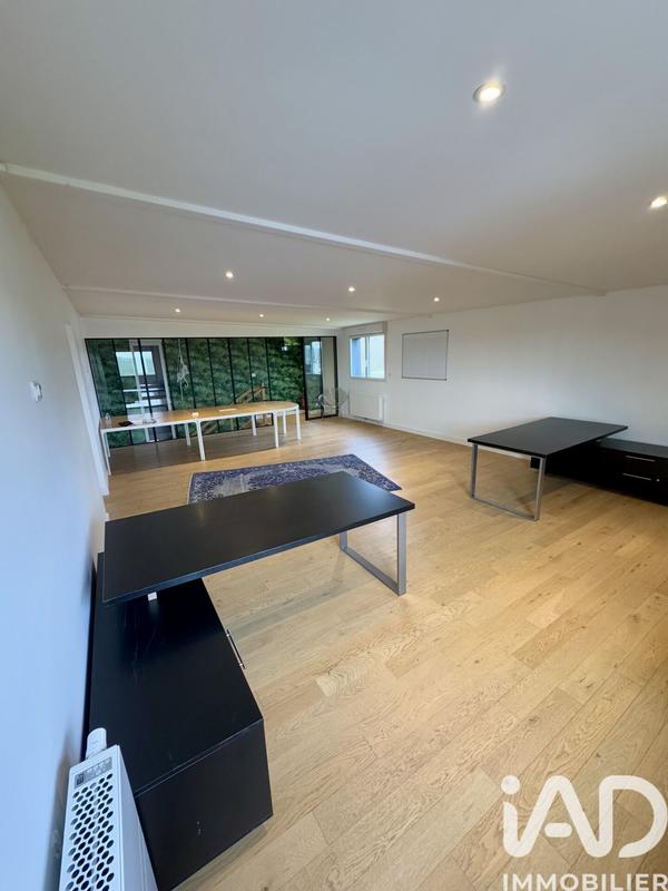 Maison - 286 m² - 5 pièces