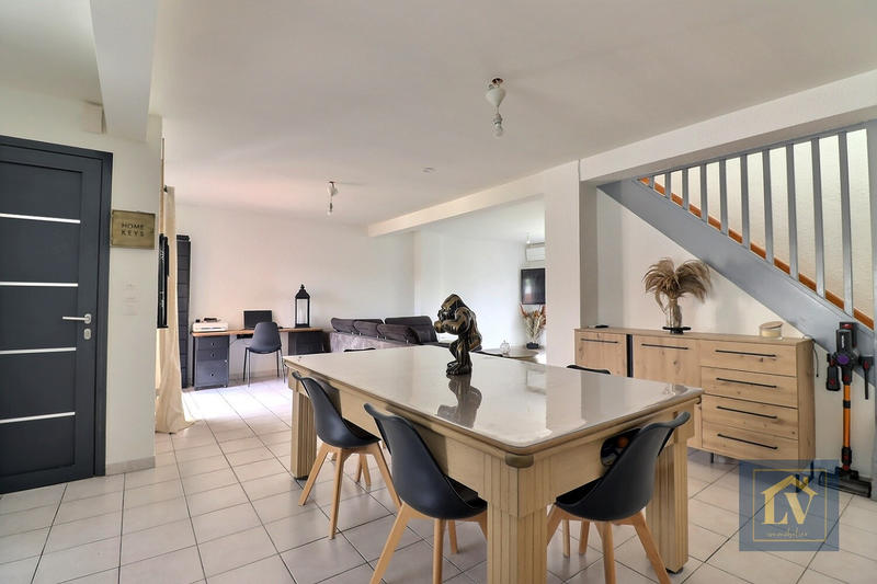 Villa - 99 m² - 4 pièces