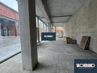 Local commercial - 382 m²