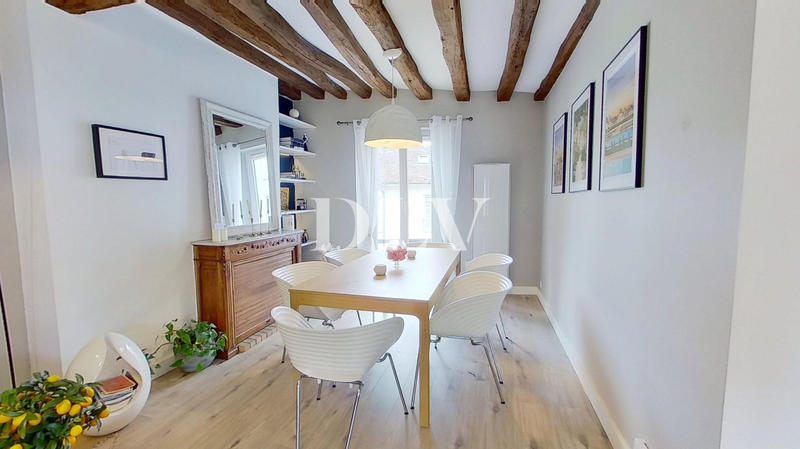 Appartement - 97 m² - 4 pièces