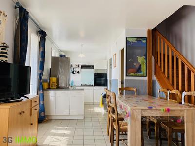 Maison - 145 m² - 9 pièces