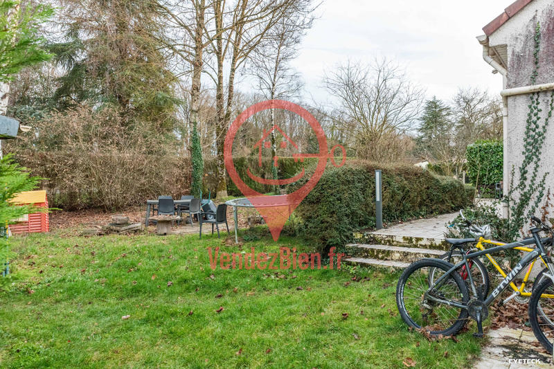 Maison - 90 m² - 5 pièces