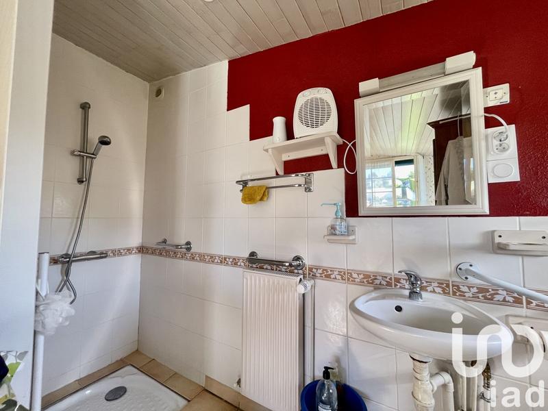 Maison - 180 m² - 8 pièces