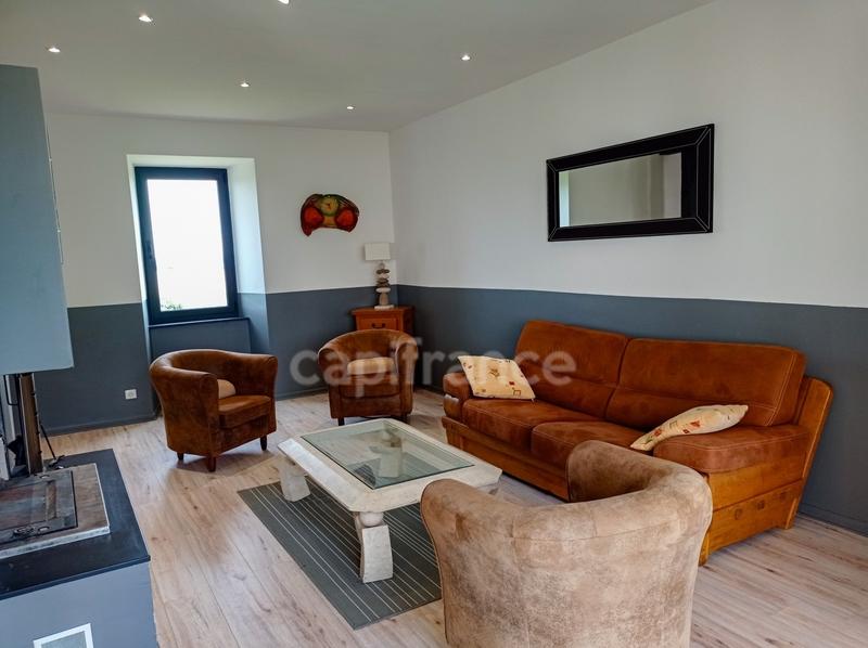 Propriété - 820 m² - 18 pièces