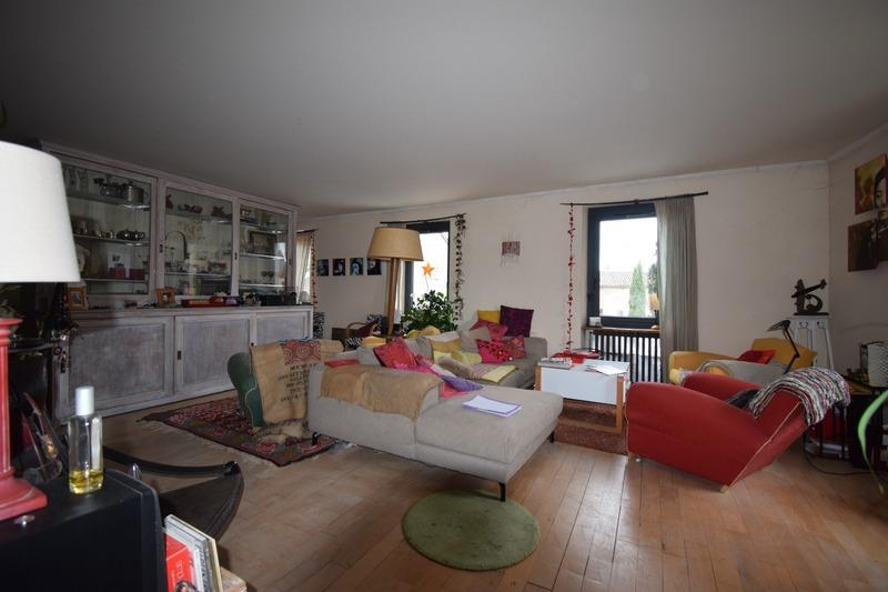 Maison - 203 m² - 7 pièces