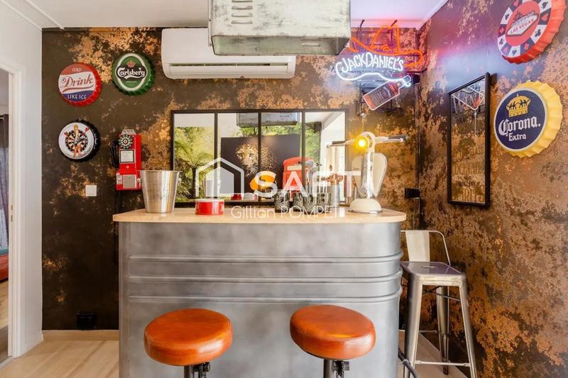 Appartement - 81 m² - 3 pièces