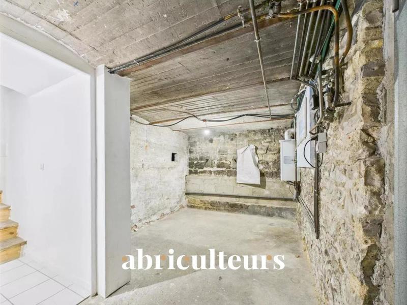 Maison - 92 m² - 7 pièces