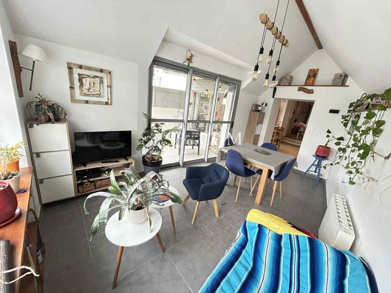 Maison - 103 m² - 6 pièces