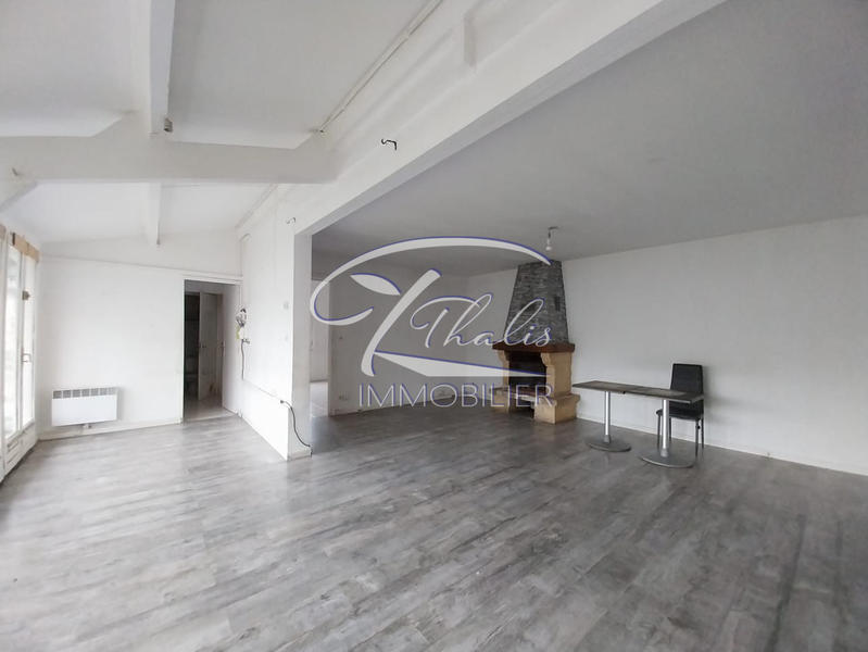 Maison ancienne - 84 m² - 3 pièces