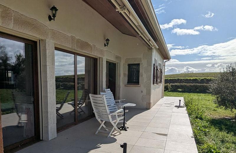 Maison - 145 m² - 5 pièces