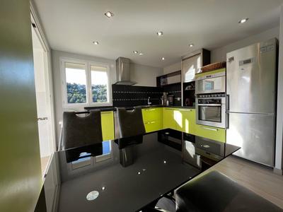 Appartement - 71 m² - 4 pièces