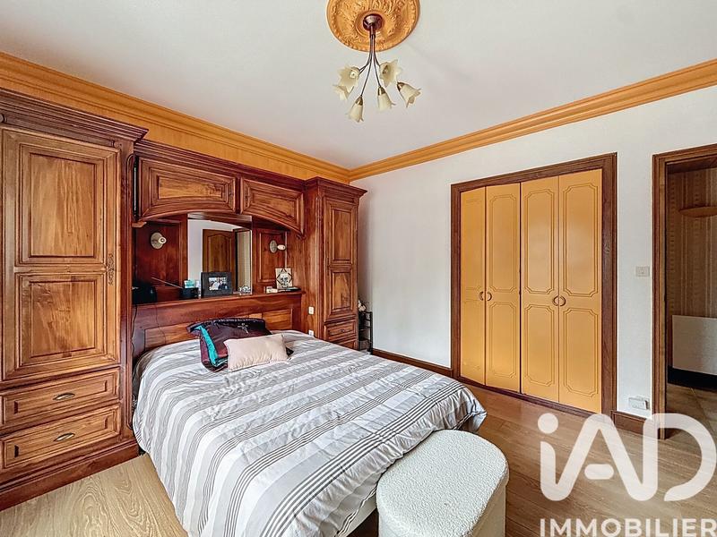 Maison - 186 m² - 5 pièces