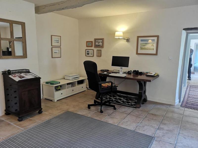 Maison - 394 m² - 10 pièces