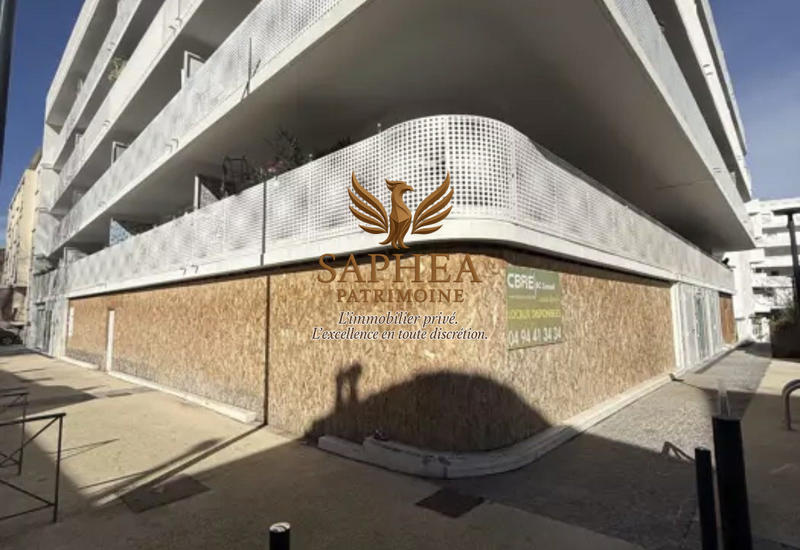 Local commercial - 219 m²