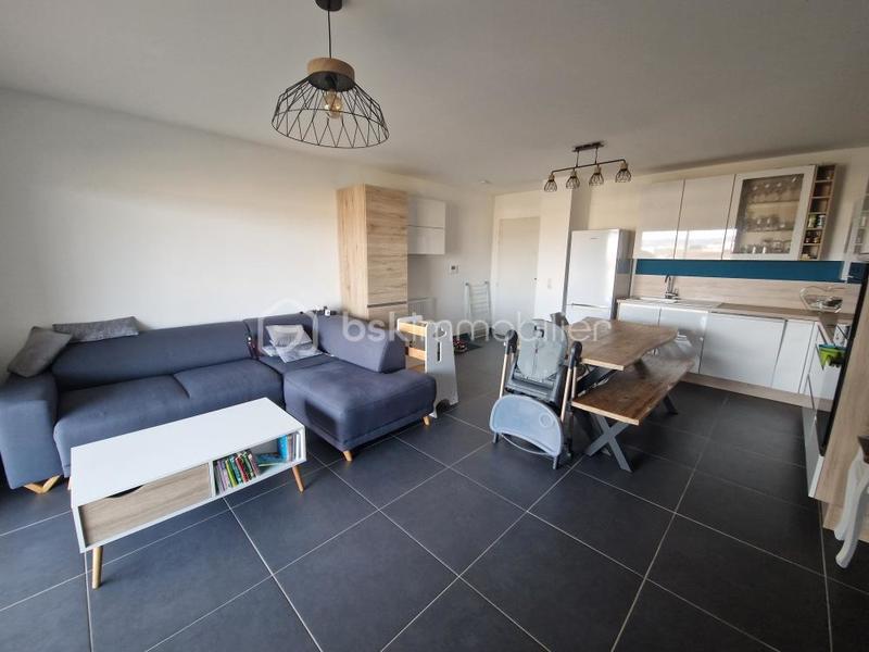 Appartement - 65 m² - 3 pièces