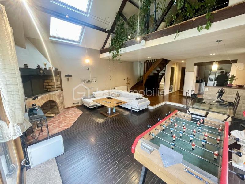 Maison - 184 m² - 7 pièces