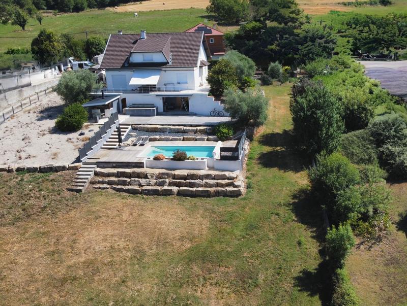 Maison - 165 m² - 7 pièces