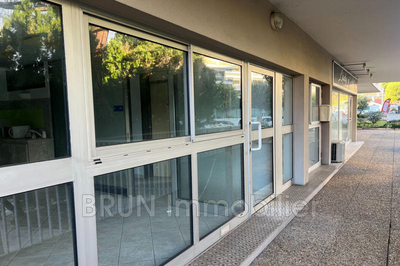 Local commercial - 80 m²