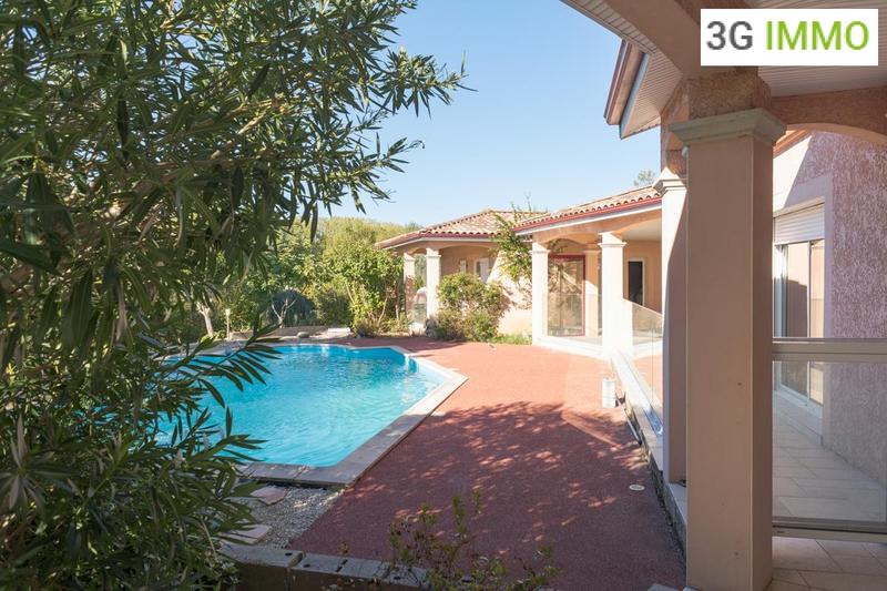 Maison contemporaine - 160 m² - 6 pièces