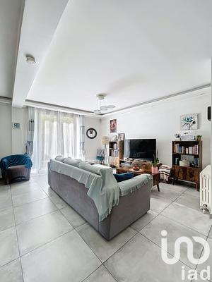 Maison - 85 m² - 5 pièces
