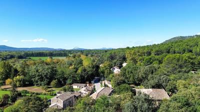 Maison - 437 m² - 12 pièces