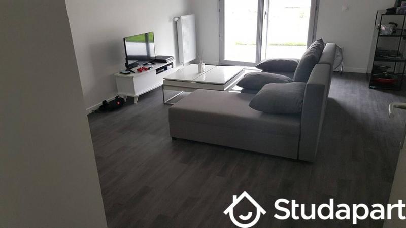 Chambre - 9 m² - 1 pièce