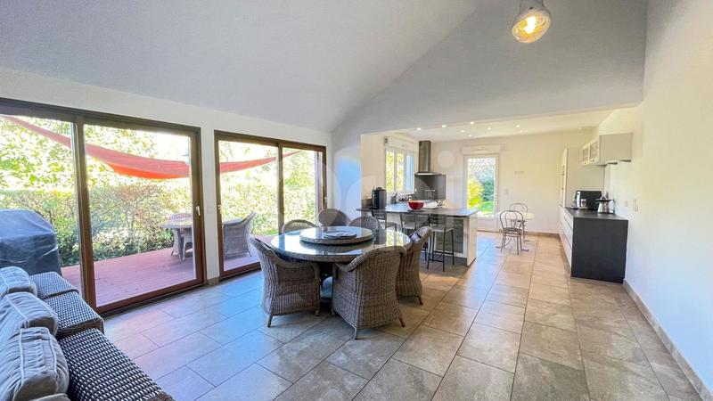 Maison - 114 m² - 5 pièces