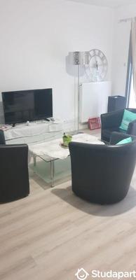 Chambre - 12 m² - 1 pièce