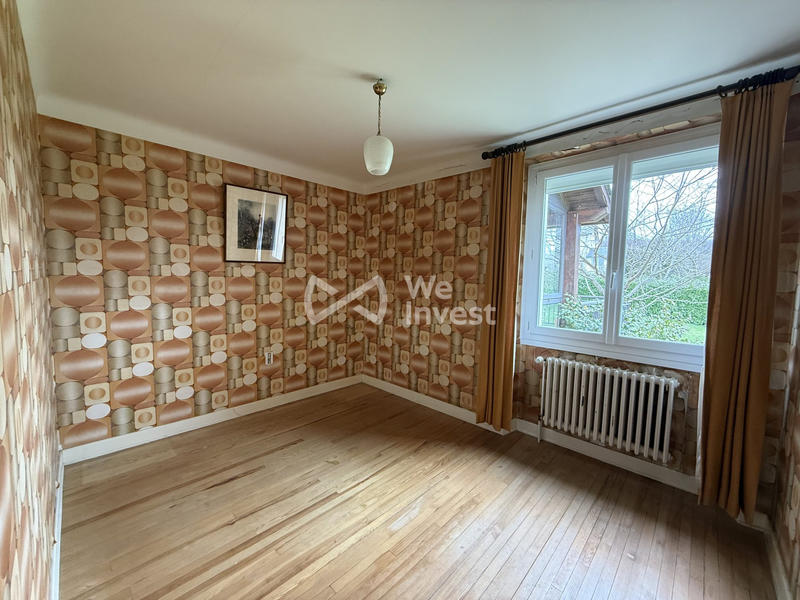 Maison traditionnelle - 169 m² - 7 pièces