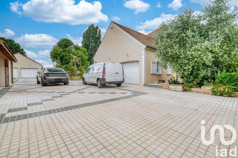 Maison - 300 m² - 7 pièces