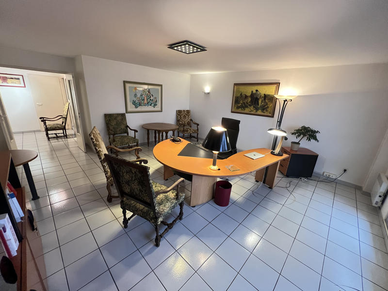 Appartement - 98 m² - 3 pièces