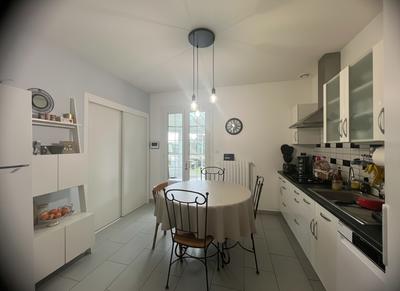 Maison - 104 m² - 6 pièces