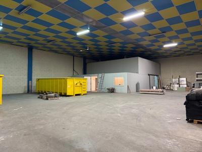 Bureau - 647 m²