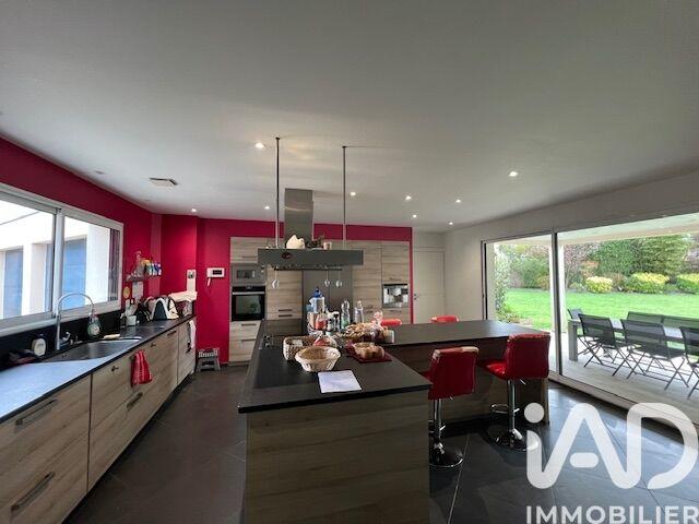 Maison - 506 m² - 8 pièces