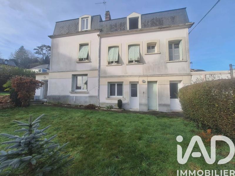 Maison - 170 m² - 8 pièces